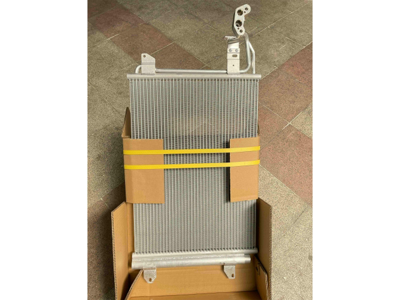 Vw -Golf-Jetta-Caddy  579X398 Klima Radyatörü