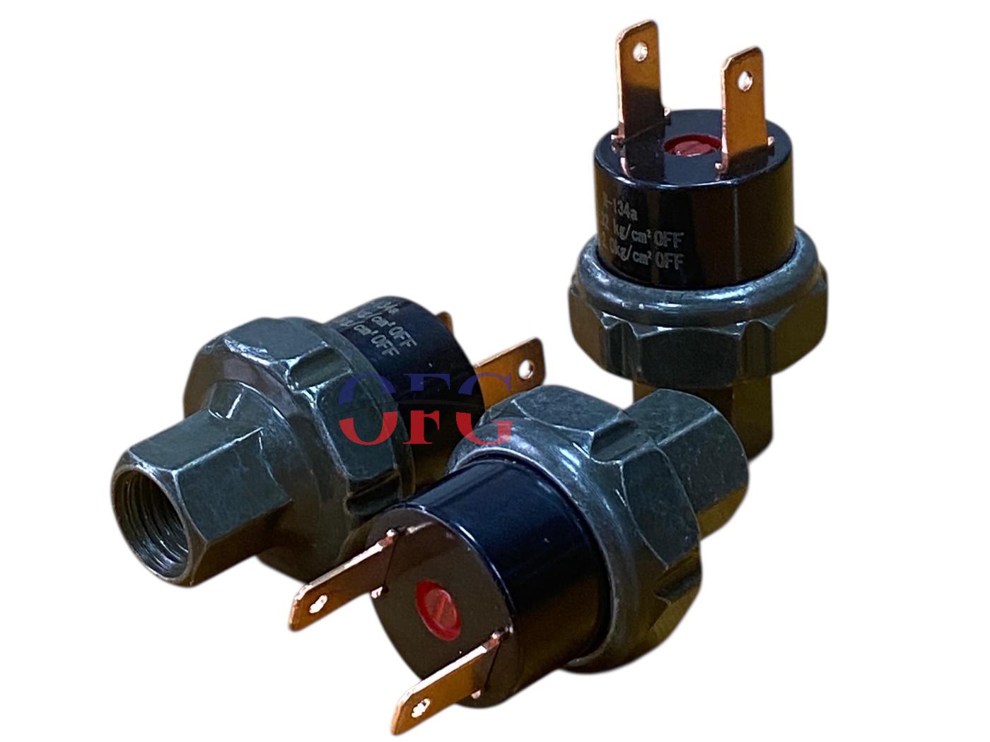 Üniversal 2 Fişli Dişi Müşür