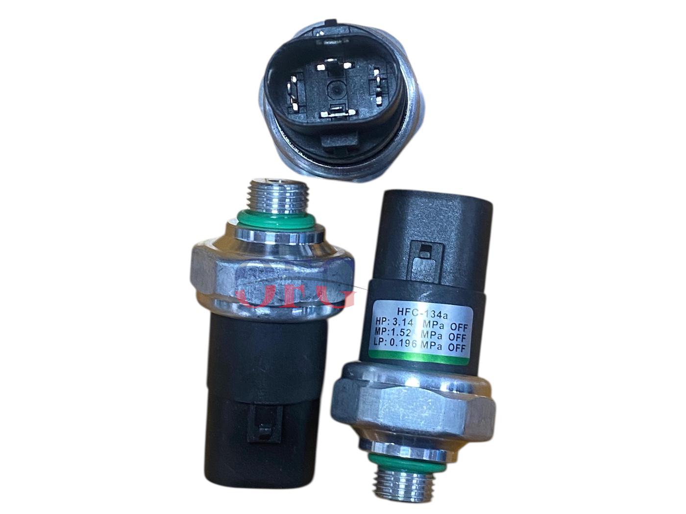 Toyota 4 Fişli Erkek Müşür