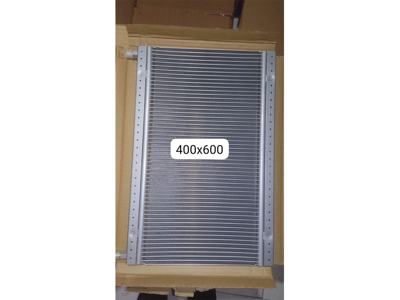 Üniversal Radyatör 600X400X20